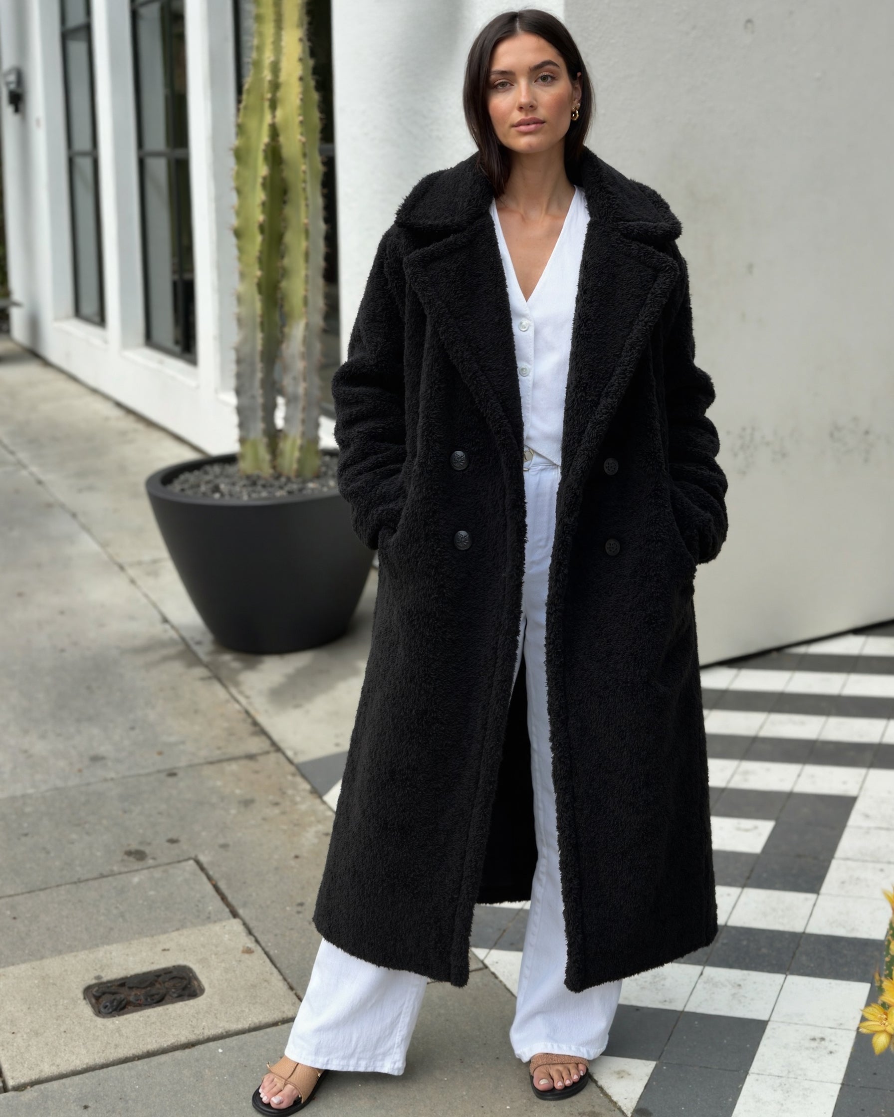 Luhvia | Women’s Long Teddy Coat with Straight Silhouette